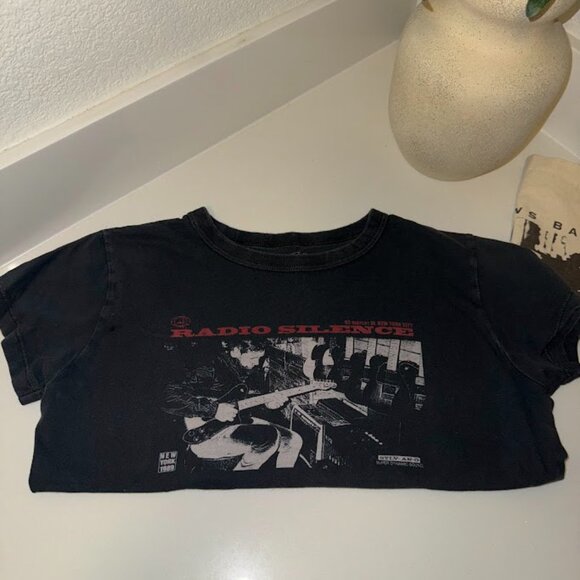 Brandy Melville Radio Silence Black Baby Tee One Size - Picture 3 of 5